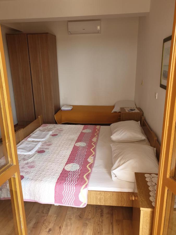 Apartments Davorka Banjol 外观 照片